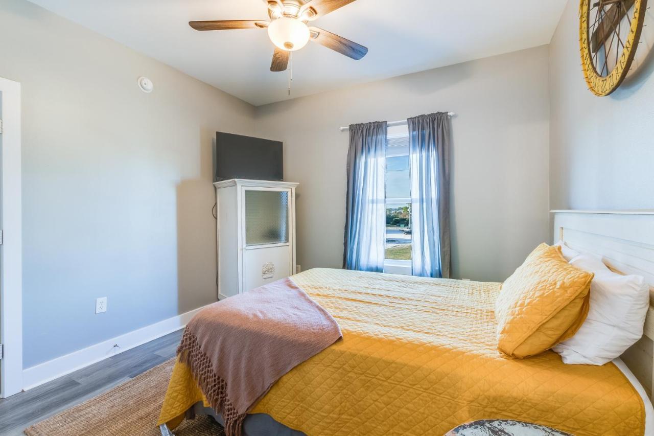 Modern, 3 Bedroom Private House Within Walking Distance To The Beach! Gulf Shores Exterior foto